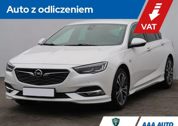 samochody osobowe Opel Insignia cena 76000 przebieg: 163835, rok produkcji 2019 z Krynki